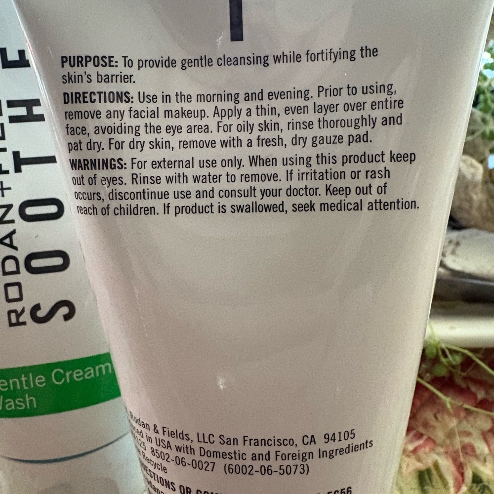 NEW-🔥fire sale🔥Sealed Original Formula Rodan + Fields Soothe Gentle Wash Cream - Picture 2 of 2